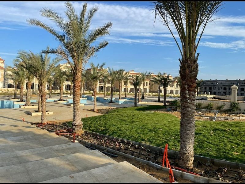 الباتيو 5 ايست gallery image