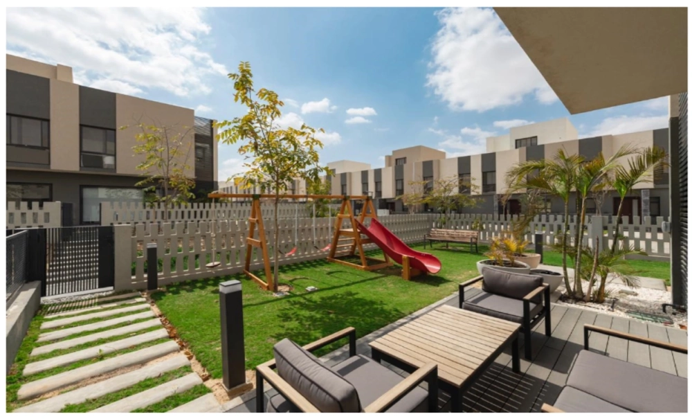 Club Side 133m & 137m Al Burouj